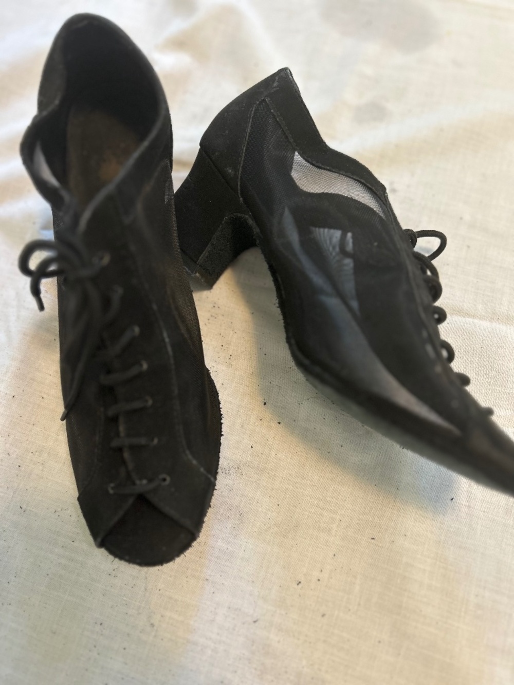 Dance shoes. Black Size 8. Practice shoes. Wear on side/bottom from use. Comfort